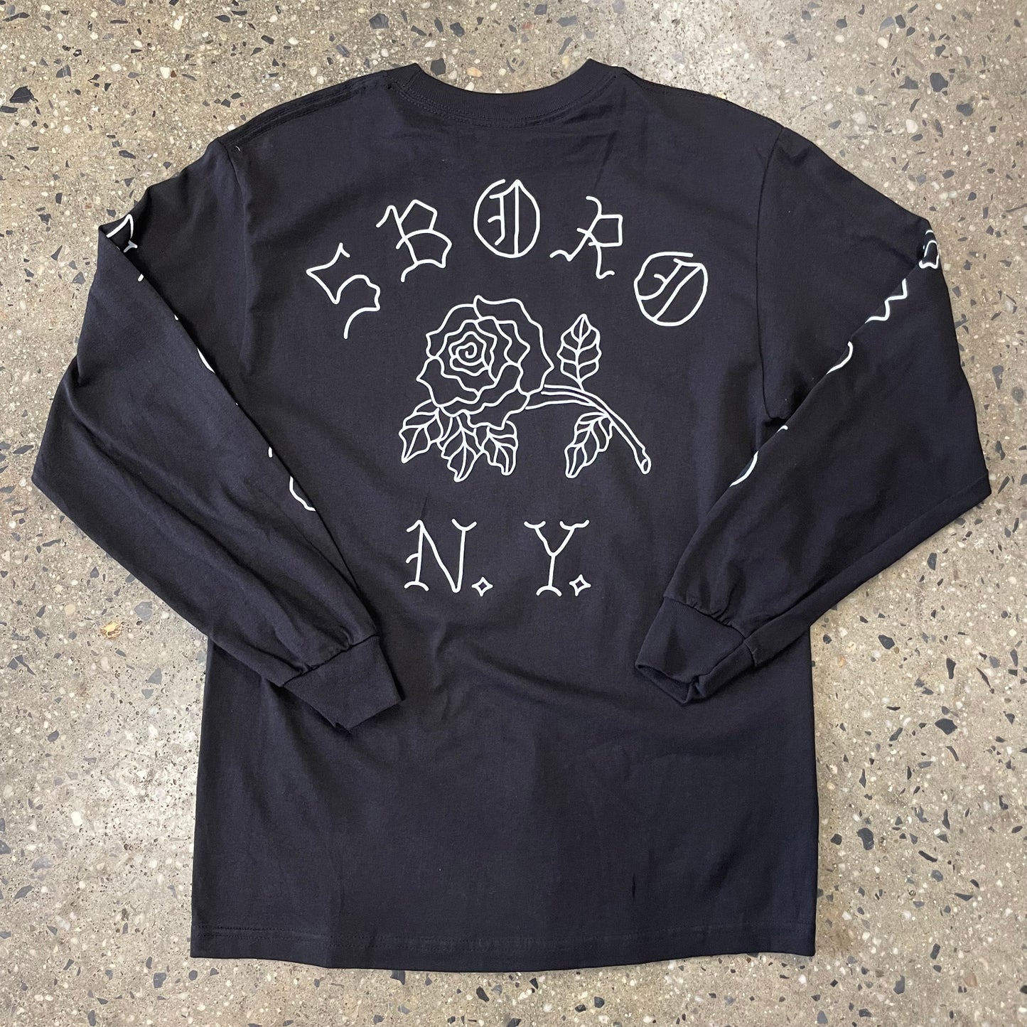 5Boro Vintage Rose LS T-Shirt - Black/ White Rose