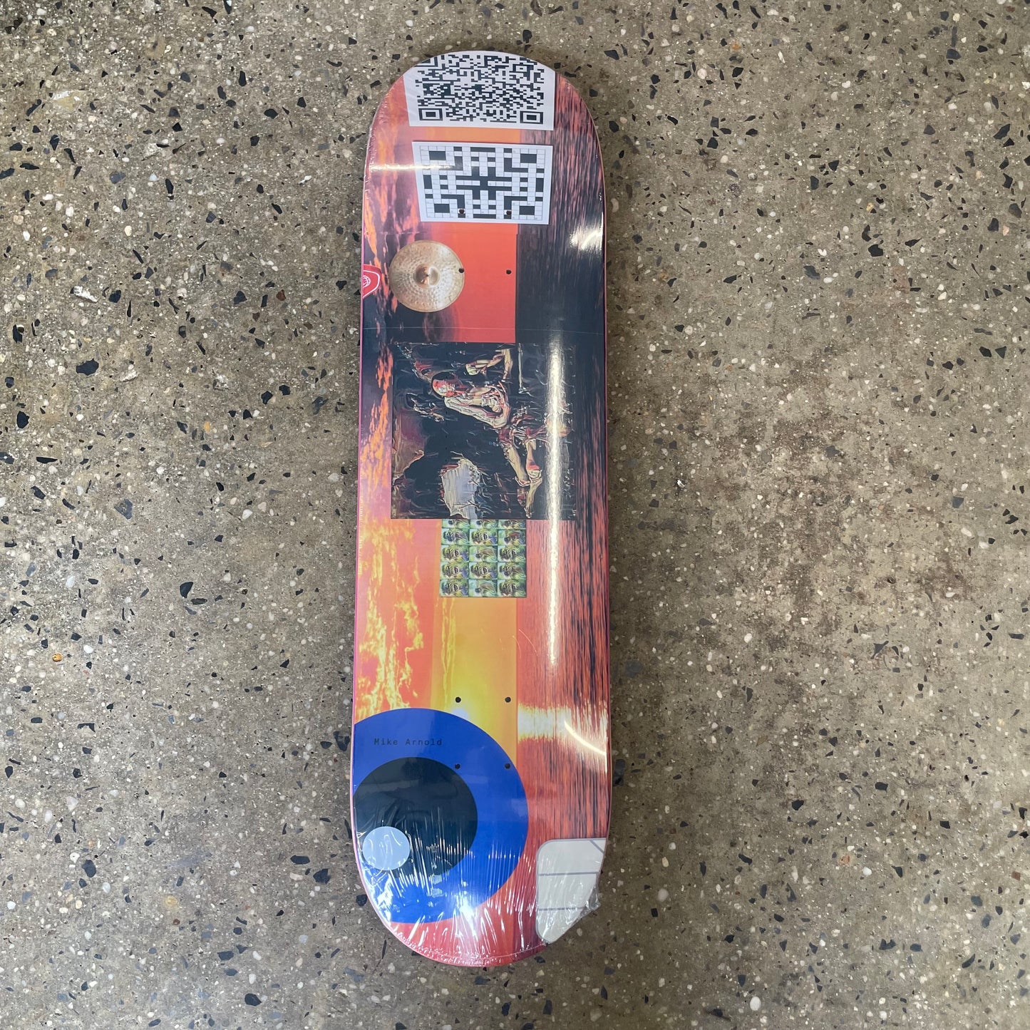Isle Mike Arnold Damian Roach Artist Series I Skateboard Deck