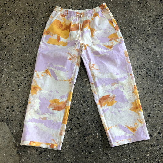 front view of tie dye elastic wasit pant 