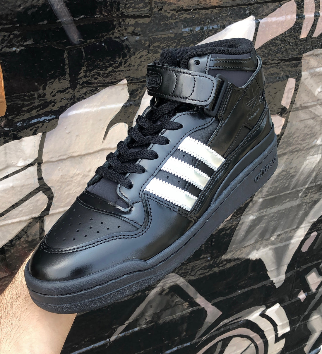 ADIDAS FORUM 84 MID ADV x HEITOR DA SILVA - Labor Skateboard Shop