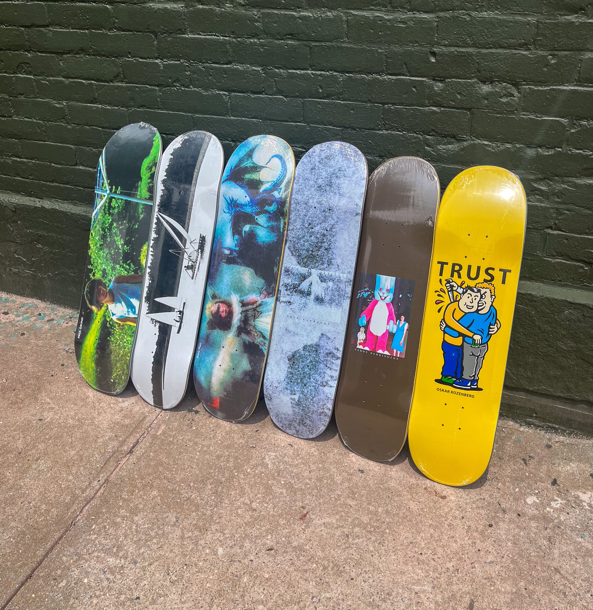 Polar - Labor Skateboard Shop