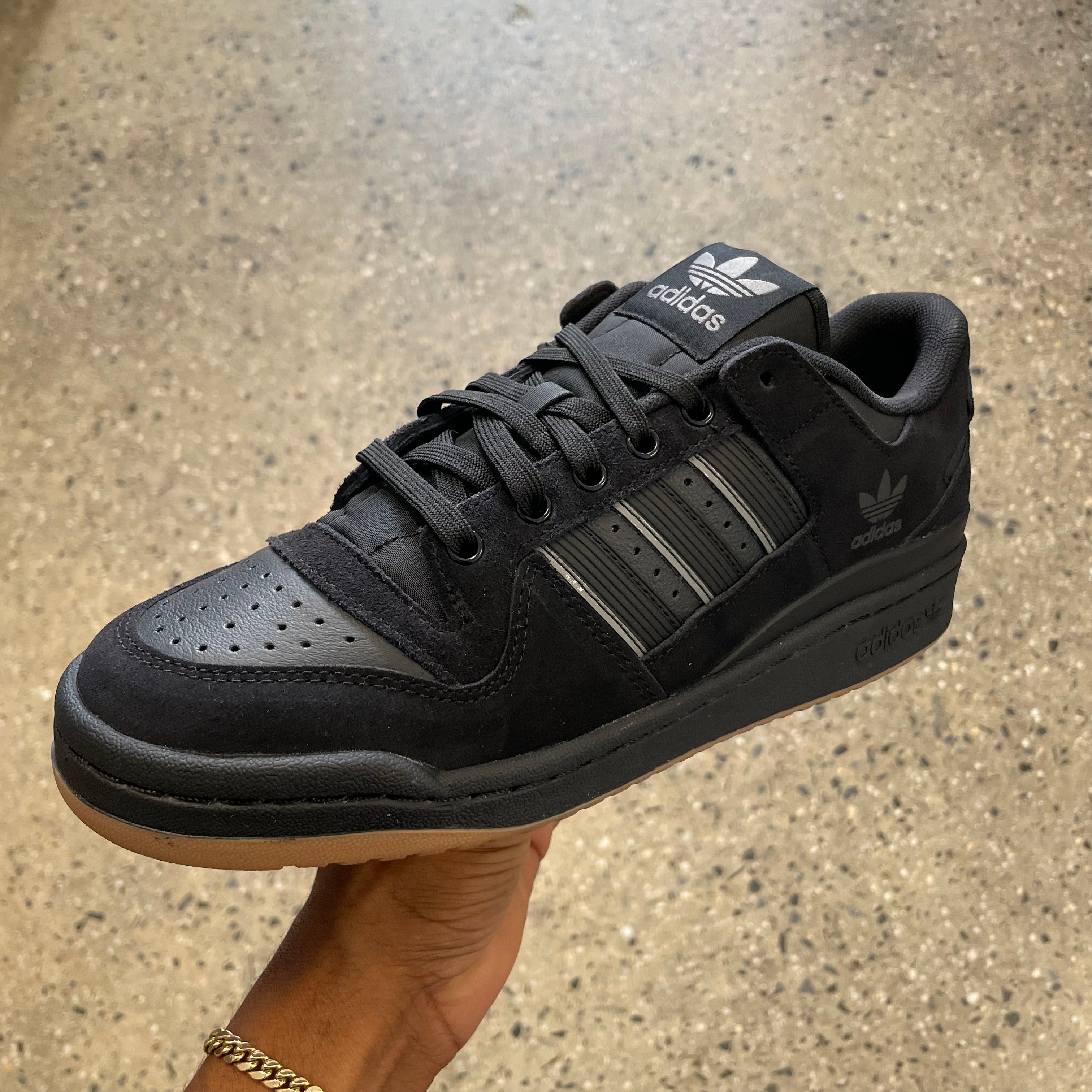 Adidas Forum 84 Low ADV - Black/Carbon/Grey - Labor Skateboard Shop