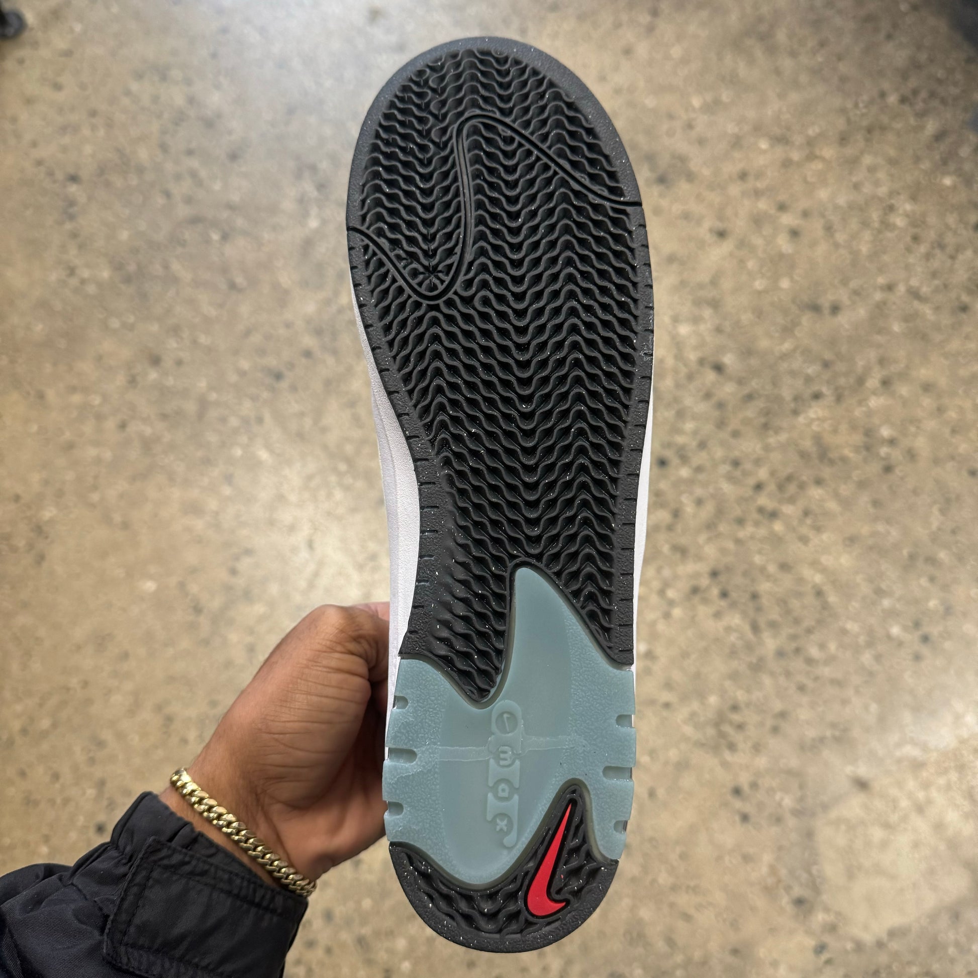 view or outsole on airmax inspired pro skateboard shoe