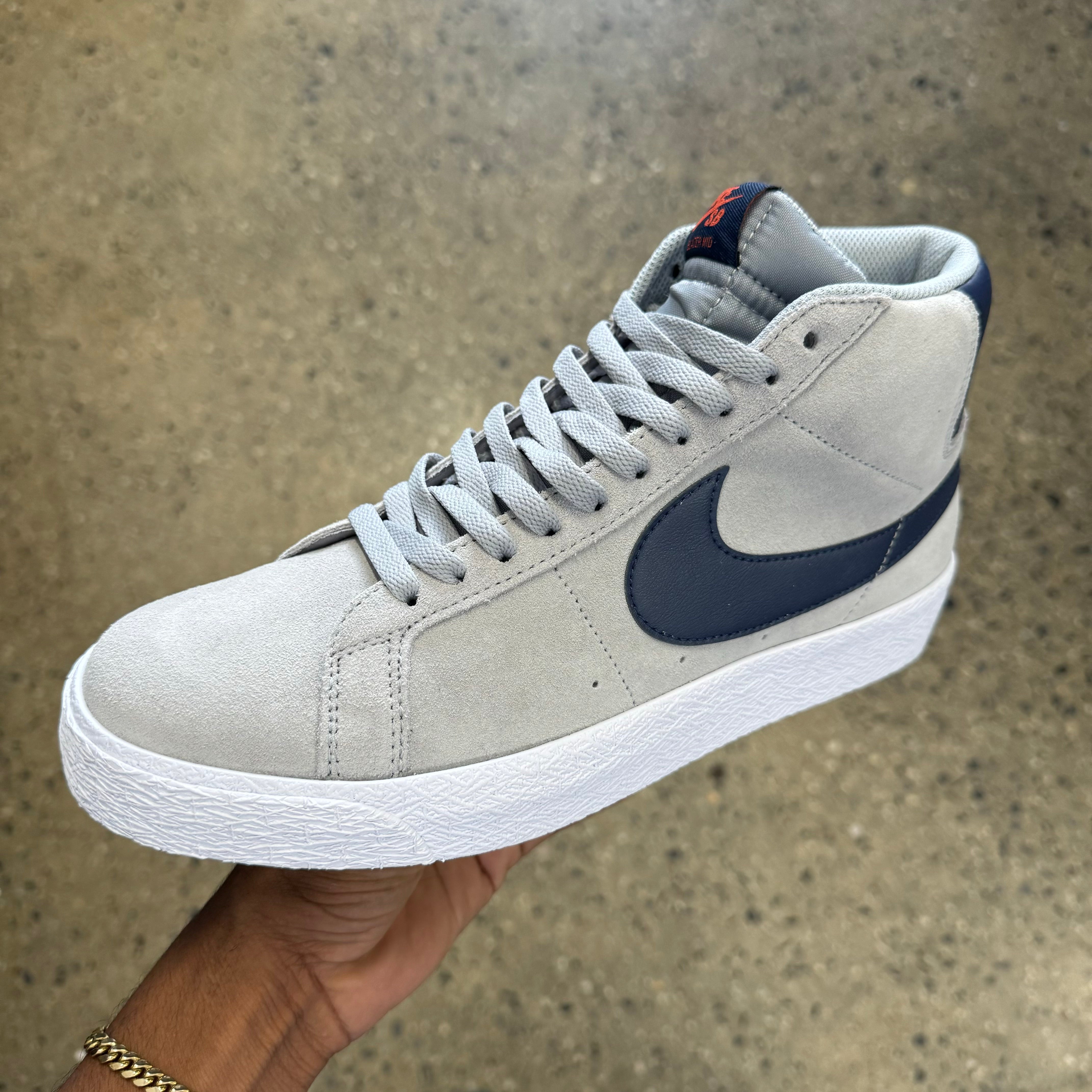 Nike SB Zoom Blazer Mid Shoes