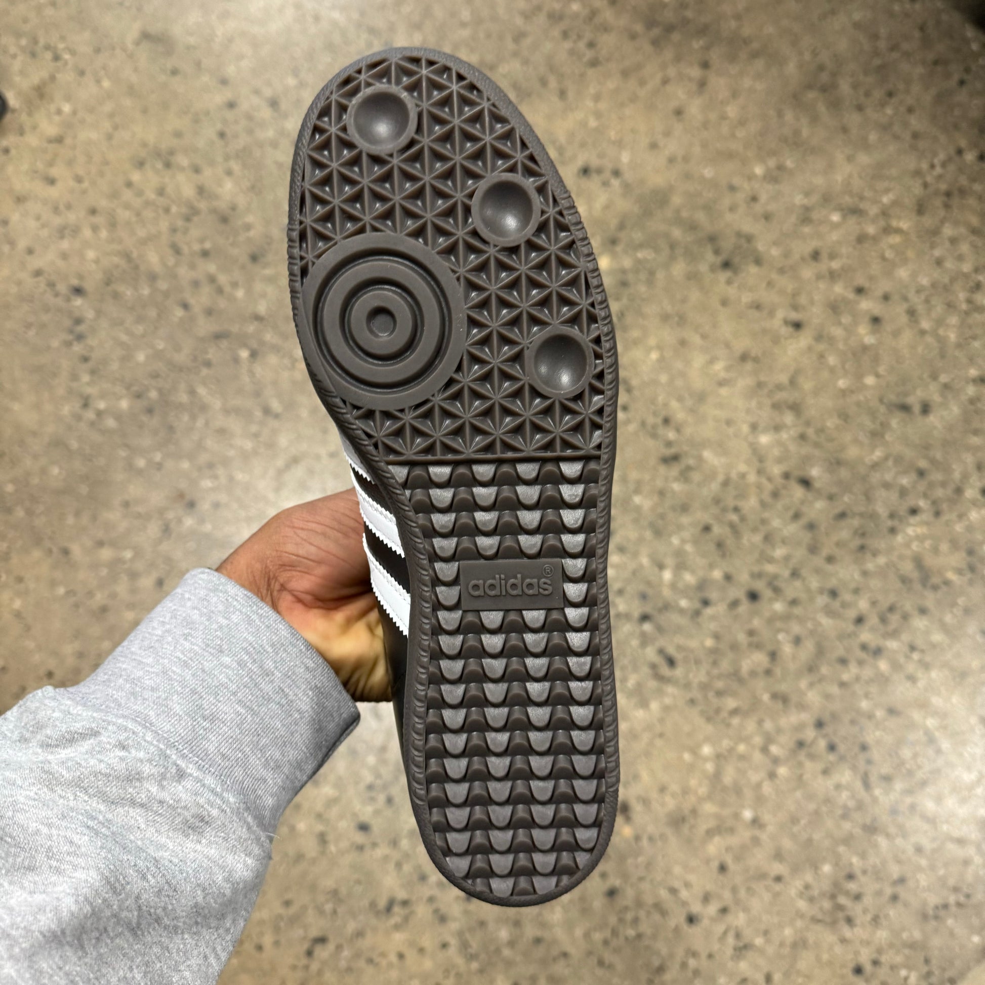 bottom of sole on sneaker