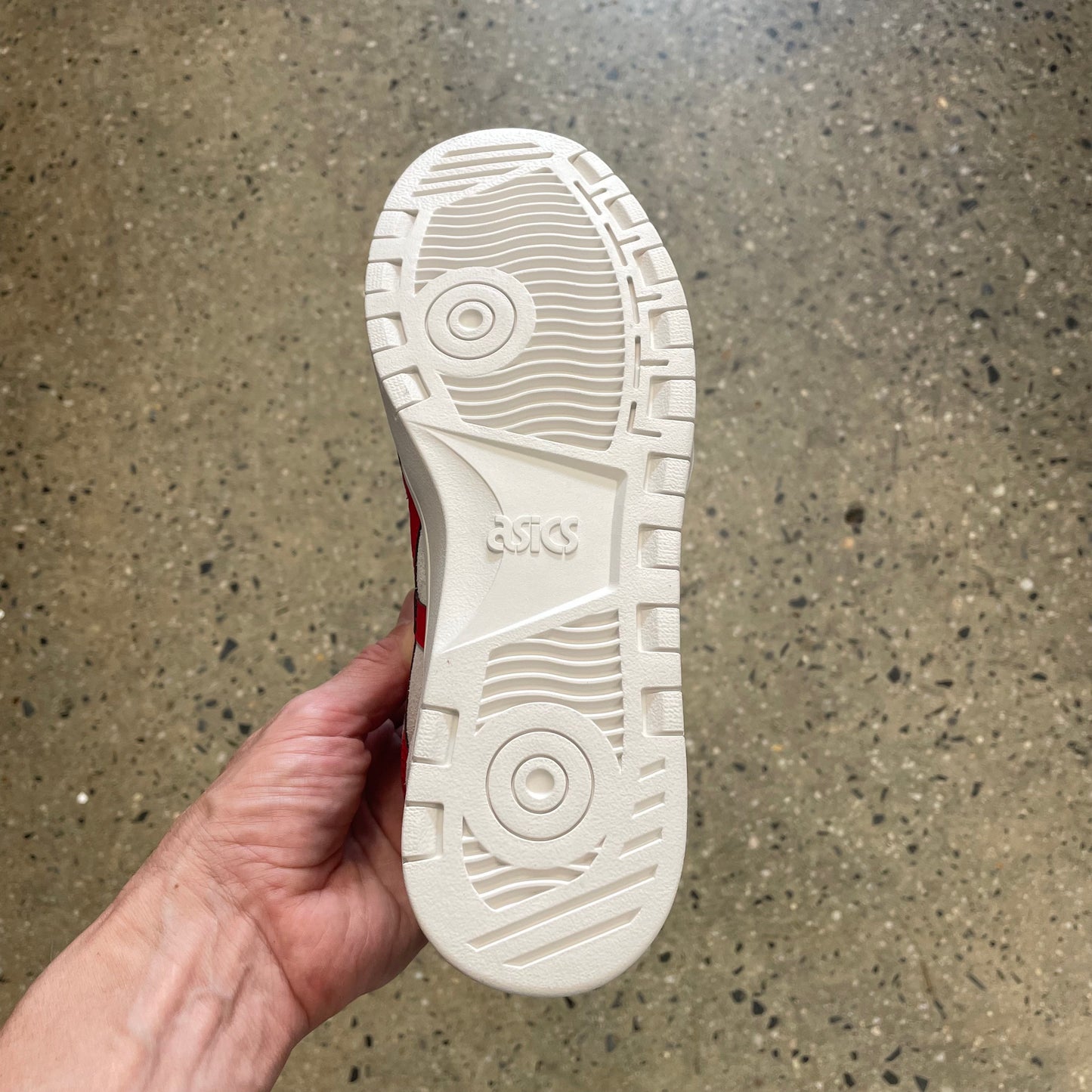 view of rubber outsole of skate sneaker