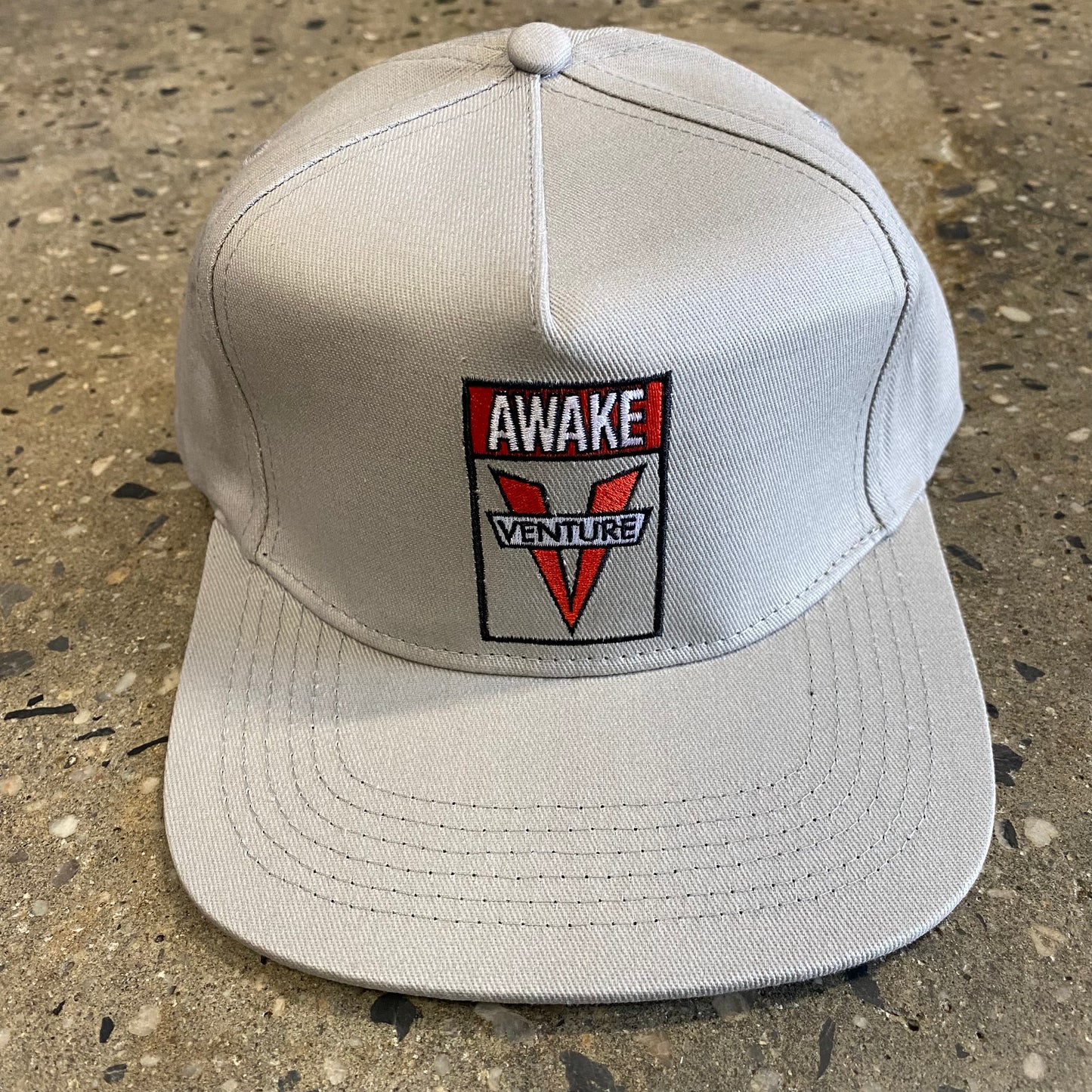 Venture Awake Snapback Hat - Silver/Red