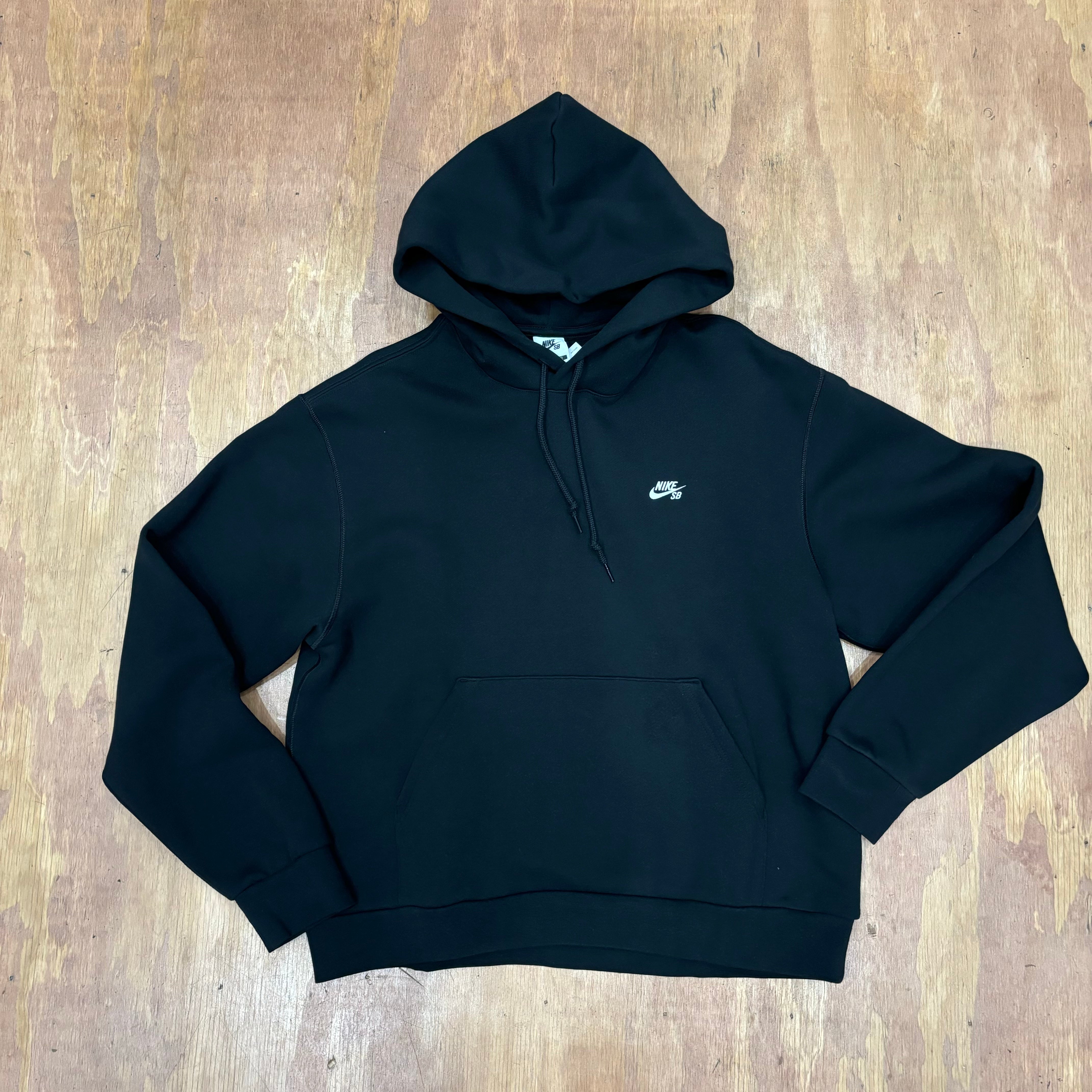 Nike SB Essential Logo Pullover Hoodie Black