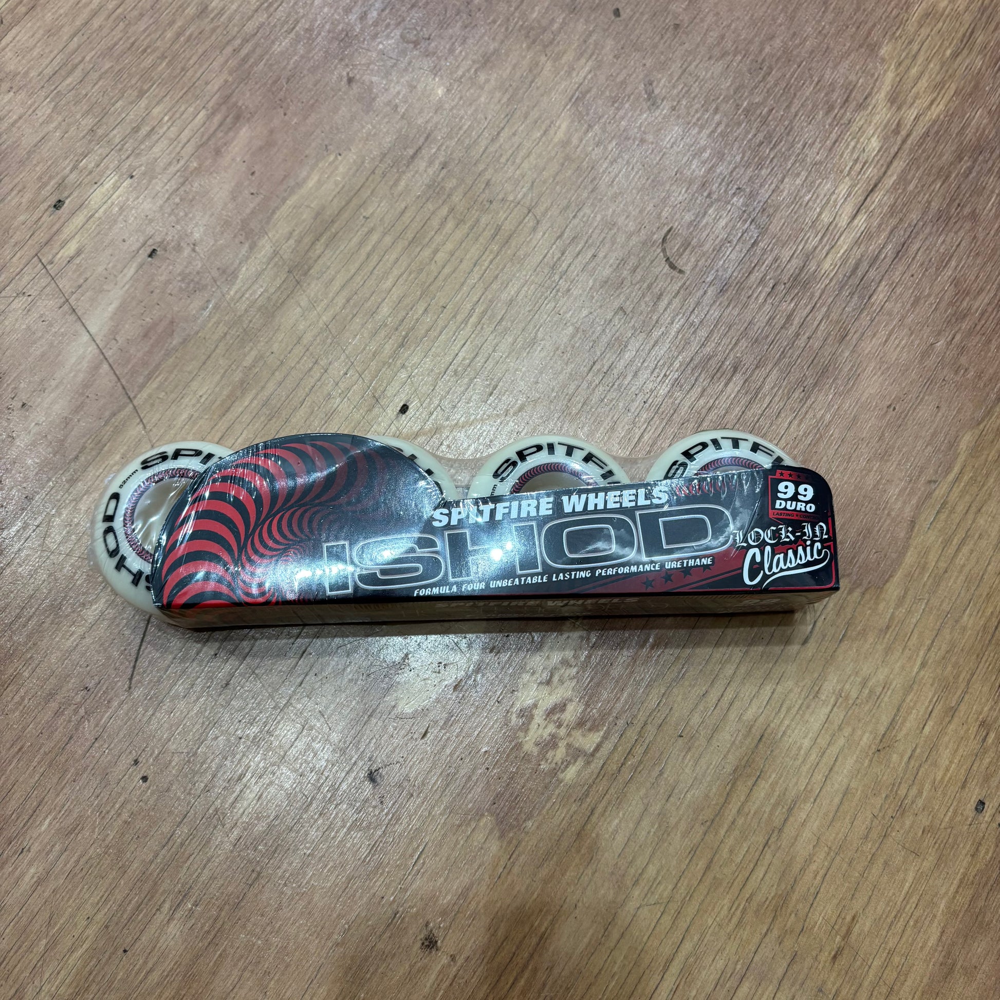 ishod wheel with classic on one side, and lock in on the other side