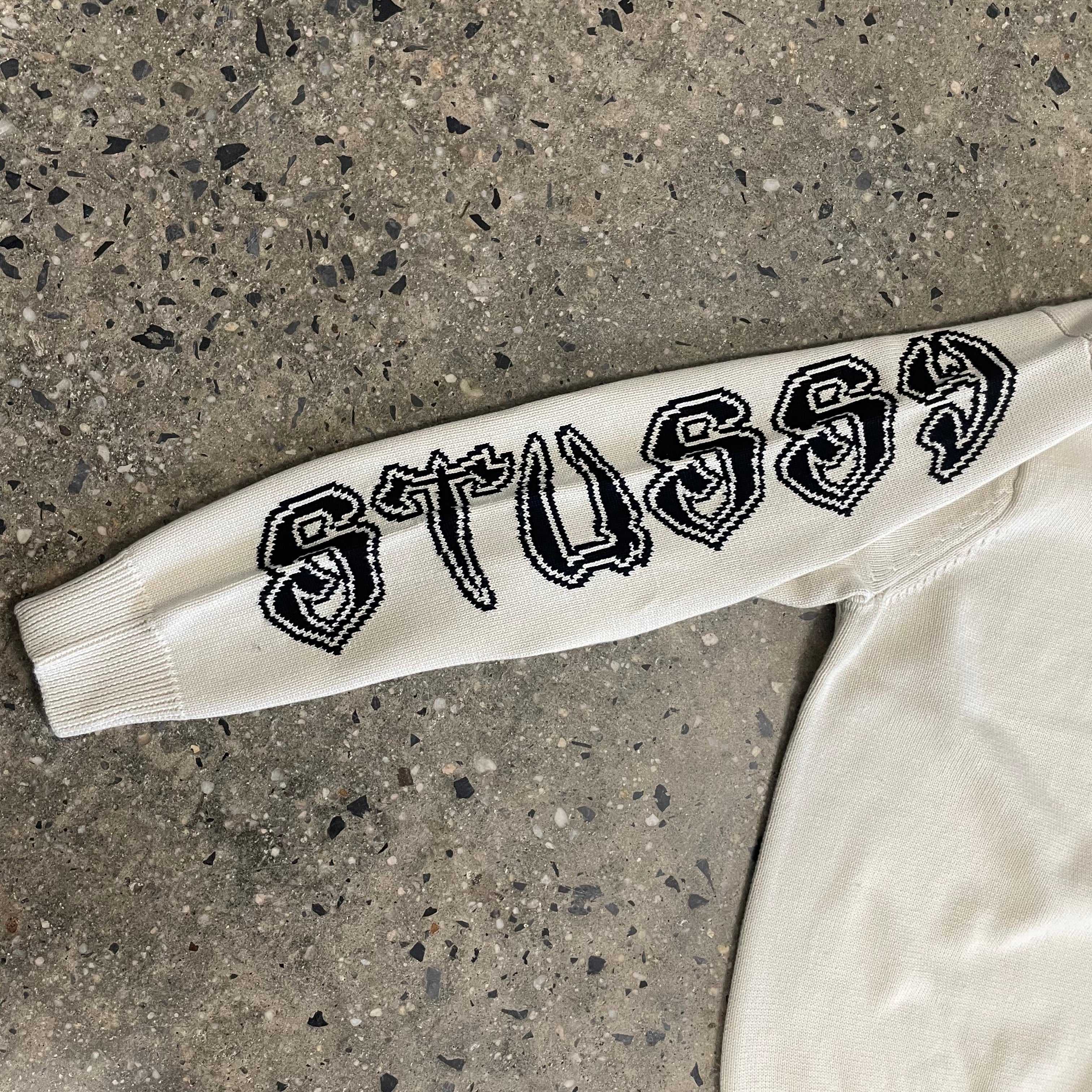 ☆新品未使用【STUSSY】SLEEVE LOGO SWEATER-