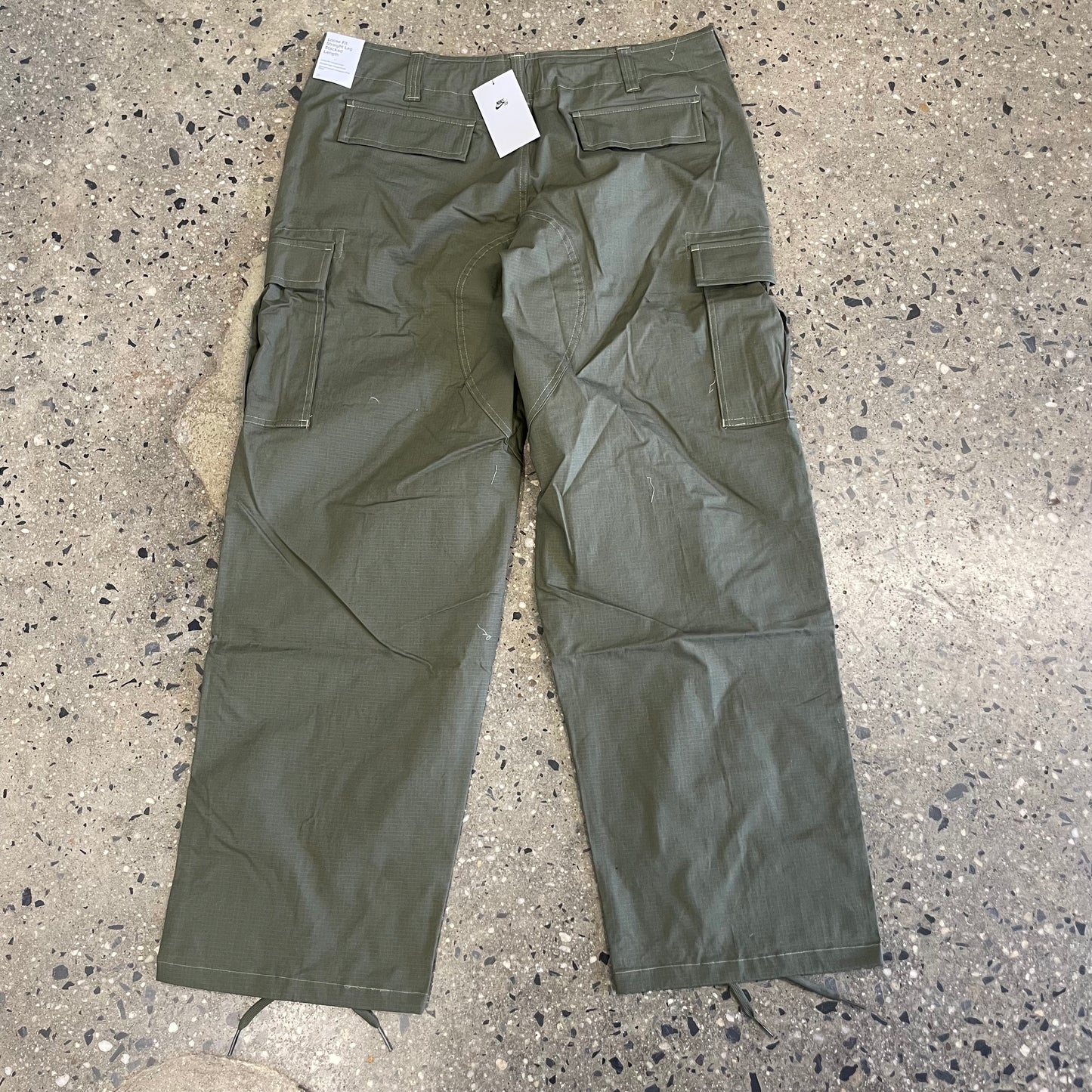 Nike SB Cargo Pants - Olive Contrast