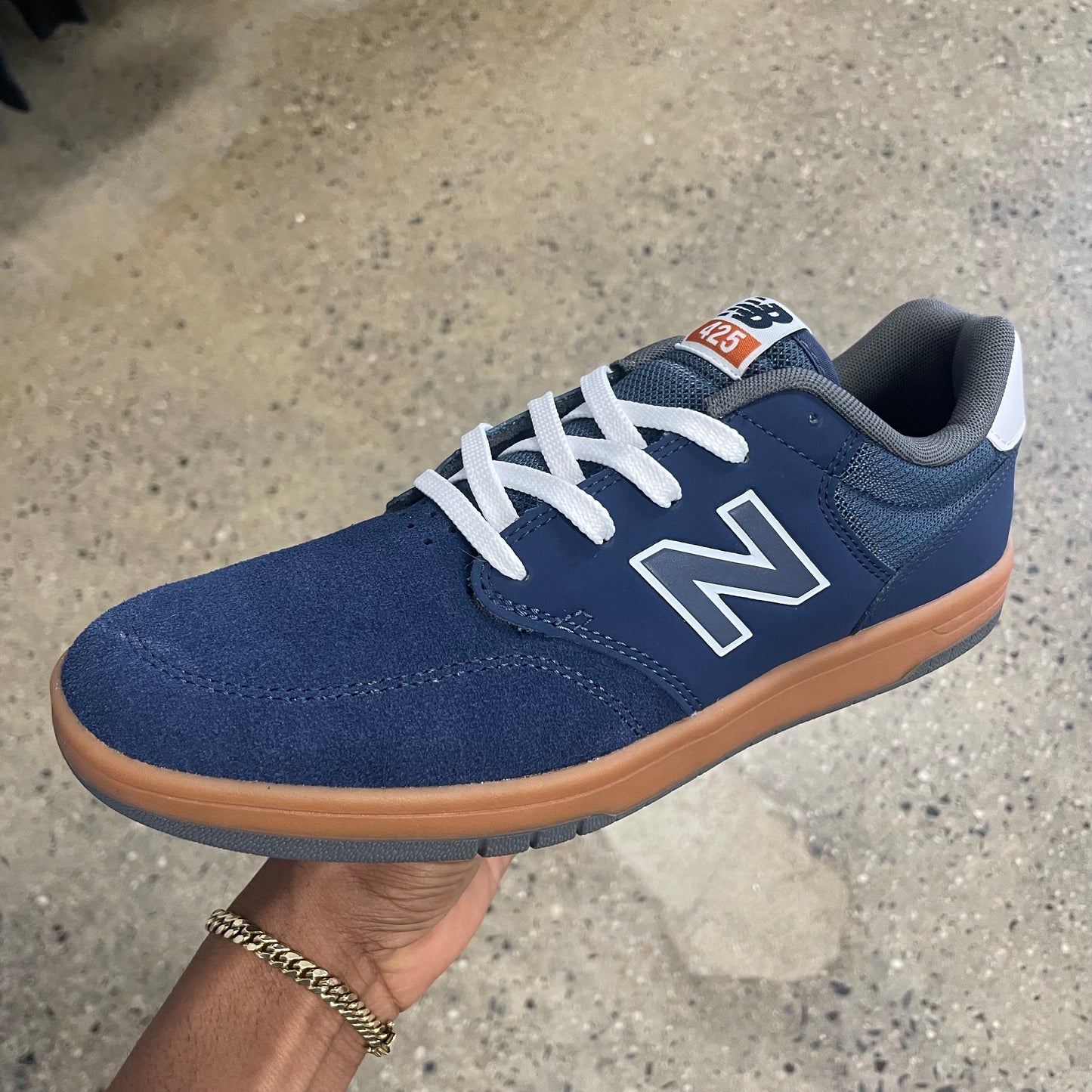 New Balance NM425NGY - Navy/Gum