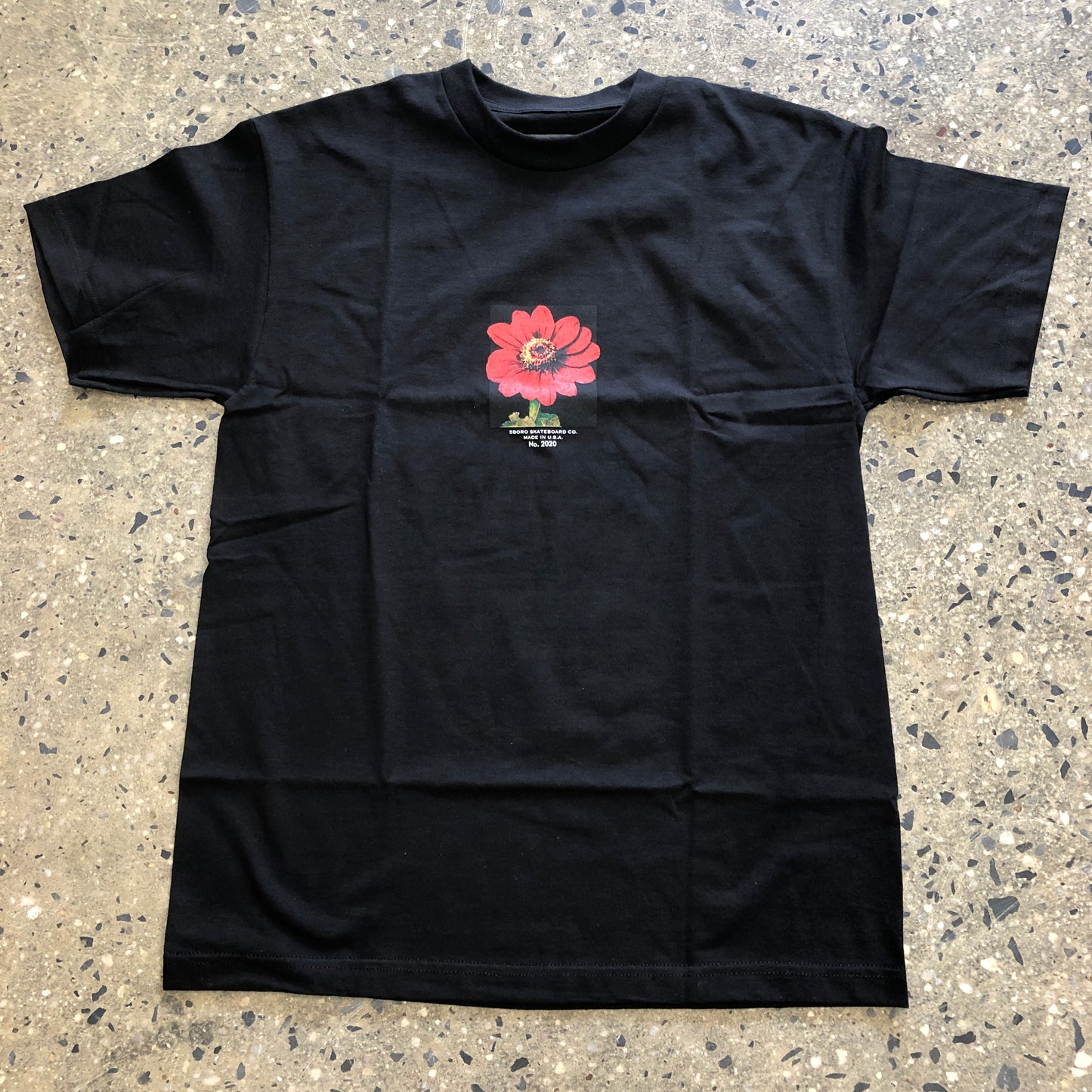 5boro Red Flower Seed T-Shirt - Black