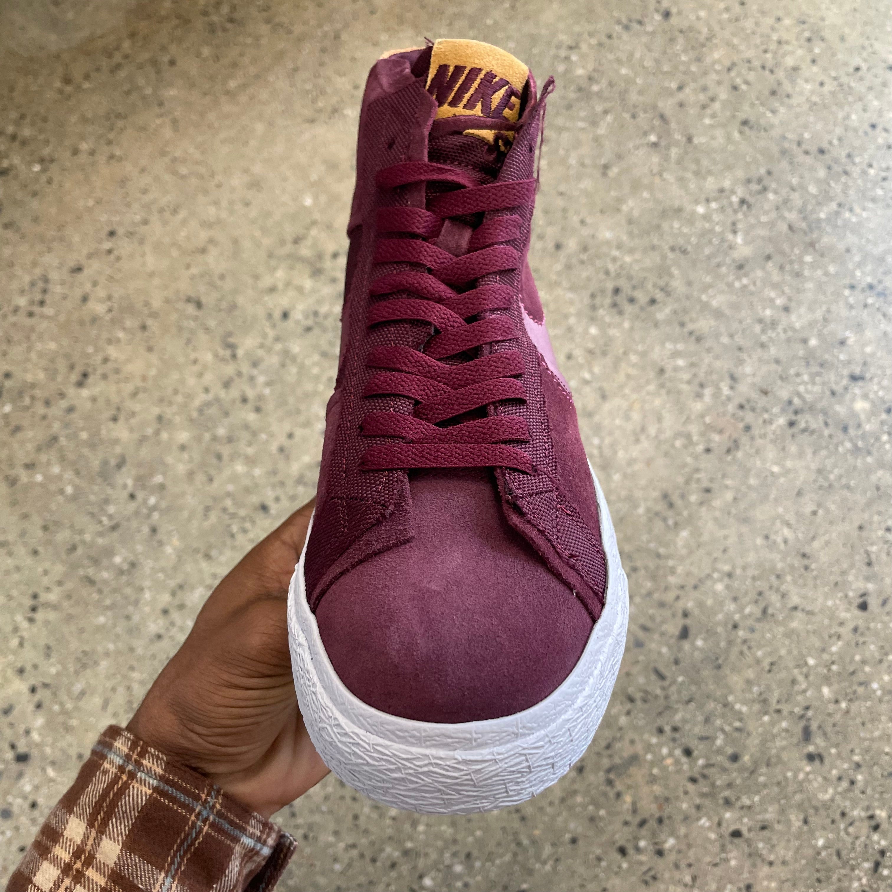 Nike SB Zoom Blazer Mid PRM - Night Maroon/Rosewood - Labor