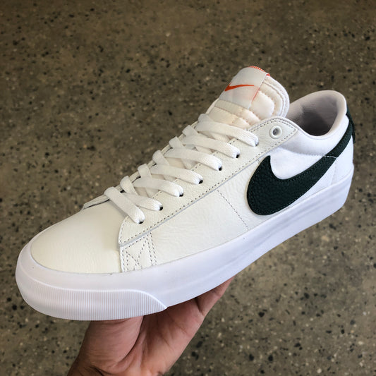 Nike SB Zoom Blazer Low GT ISO - White/Pro Green-White