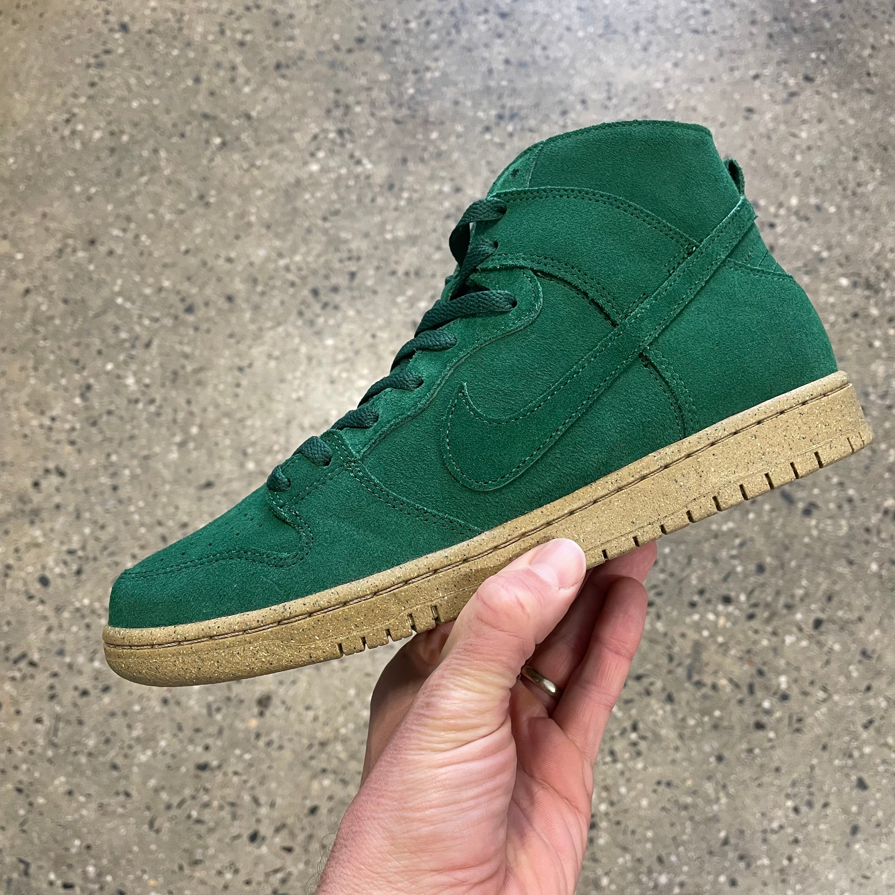 Nike SB Dunk High Pro Decon - Gorge Green/Gorge Green-Black