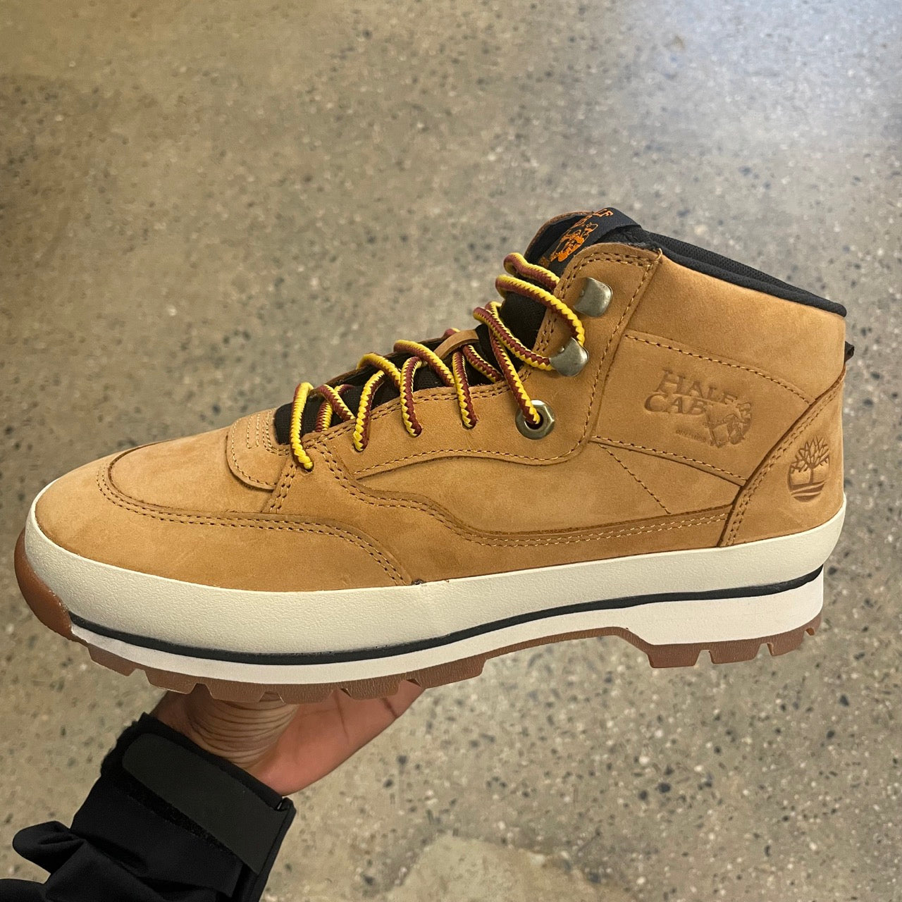 TIMBERLAND VANS HALF CAB HIKER-