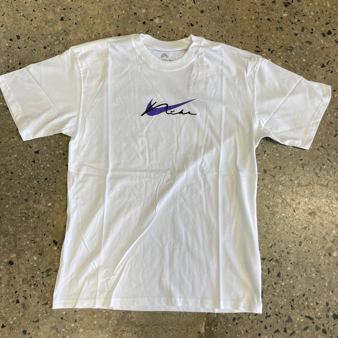Nike SB Skate T-Shirt - White - Labor Skateboard Shop